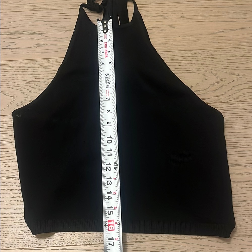 Wilfred Black cropped halter, tie back - Picture 12 of 14